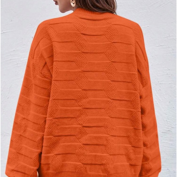New orange long sleeve soft sweater - Picture 7 of 7